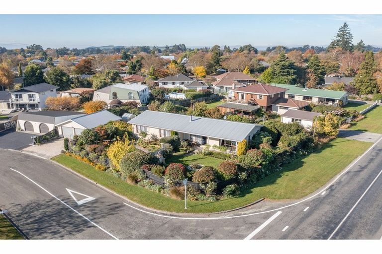 Photo of property in 10 Matai Place, Oxford, 7430