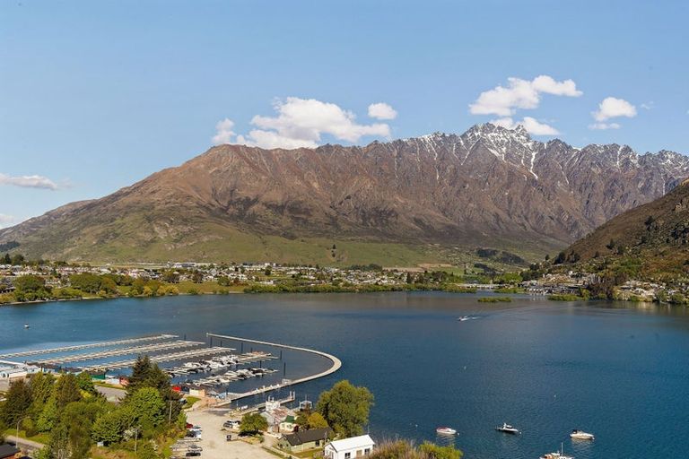 Photo of property in 10 Snowy Place, Frankton, 9300