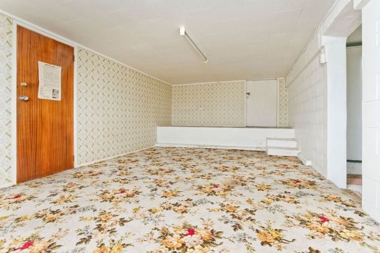 Photo of property in 121 Glamorgan Drive, Torbay, Auckland, 0630