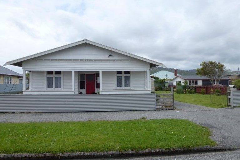 Photo of property in 49 Blake Street, Blaketown, Greymouth, 7805