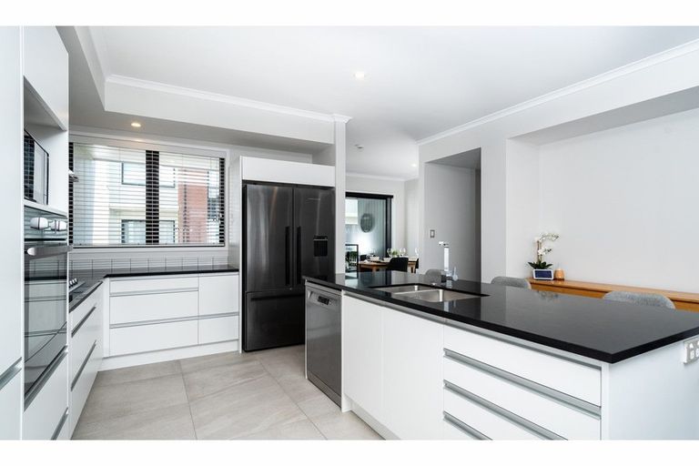 Photo of property in 5 Eyton Kay Road, Hobsonville, Auckland, 0616