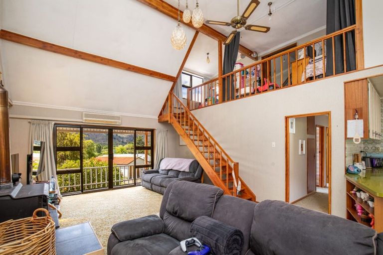 Photo of property in 45 Branxholm Street, Roxburgh, 9500