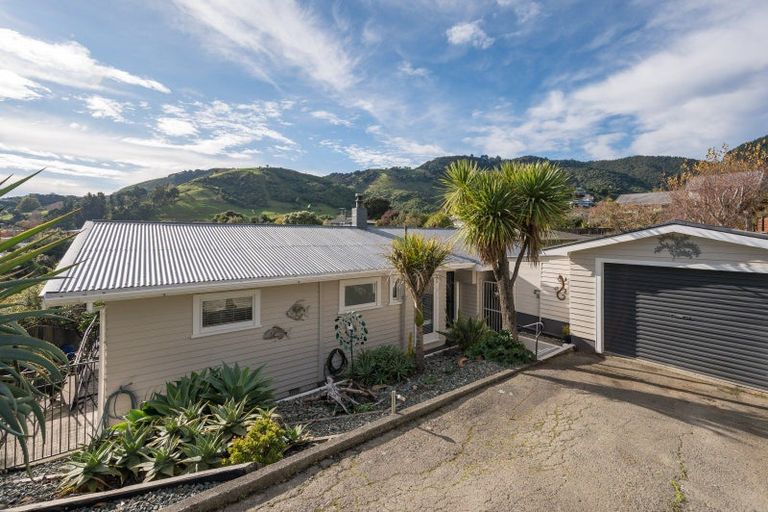 Photo of property in 76 Tui Glen Road, Atawhai, Nelson, 7010