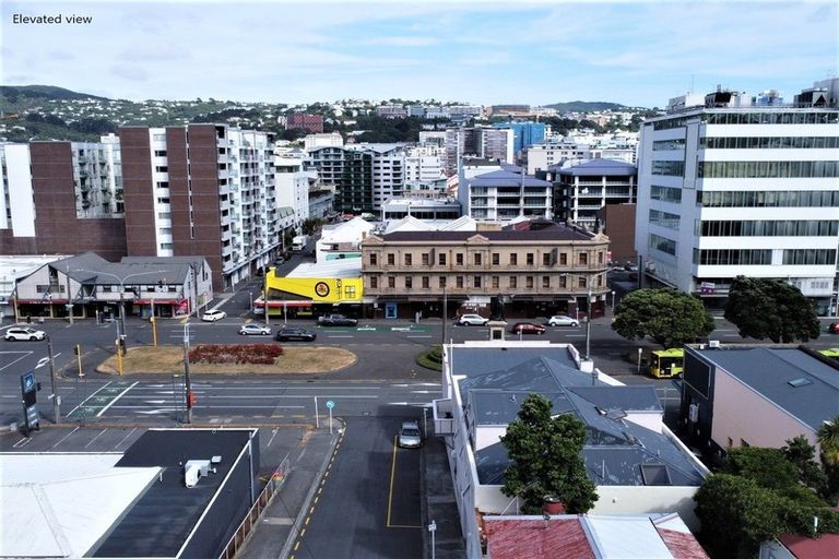 Photo of property in 12 Edge Hill, Mount Victoria, Wellington, 6011