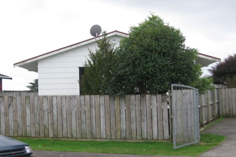 Photo of property in 5 Lacebark Court, Titirangi, Auckland, 0604