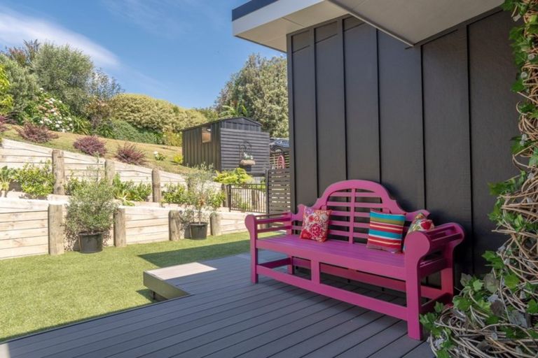 Photo of property in 62 Kayelene Place, Omokoroa, 3114