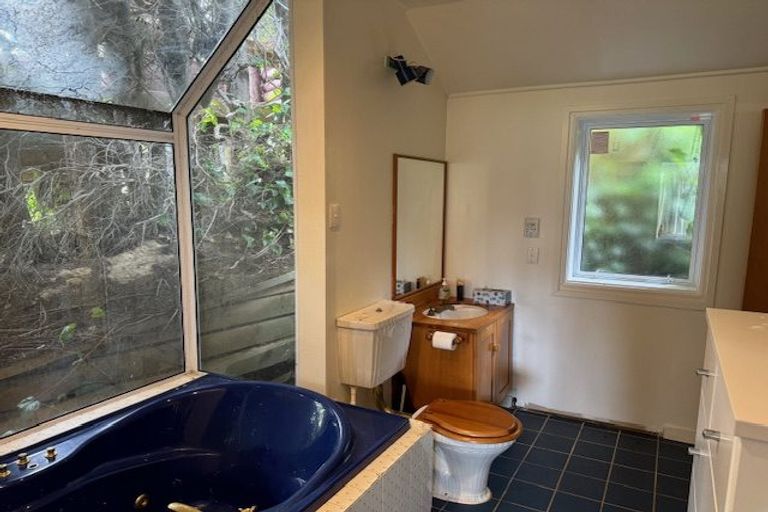 Photo of property in 1 Stanley Place, Akaroa, 7520