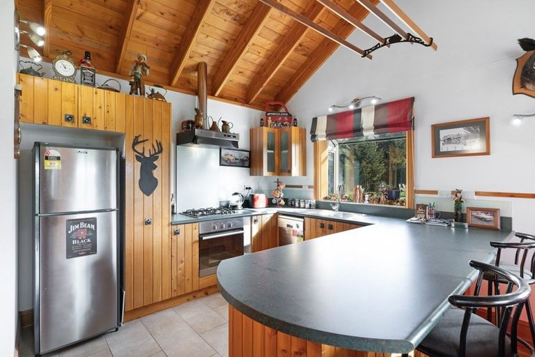 Photo of property in 53 Andersons Line, Clareville, Carterton, 5713