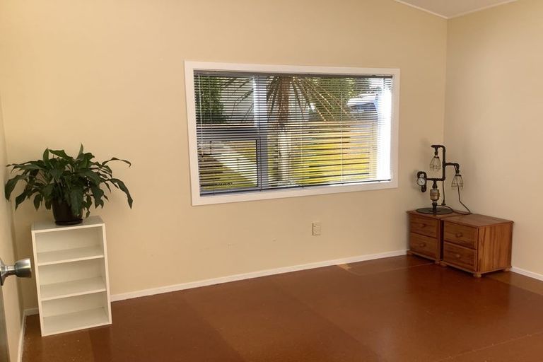 Photo of property in 184 Park Road, Belmont, Lower Hutt, 5010