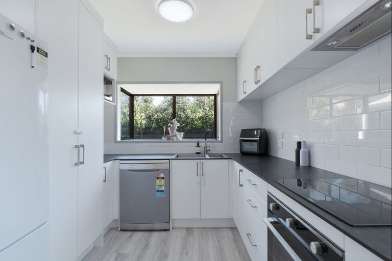 Photo of property in 35 Matavai Street, Mount Maunganui, 3116