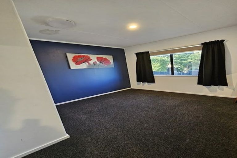 Photo of property in 19b Aorangi Road, Paraparaumu, 5032