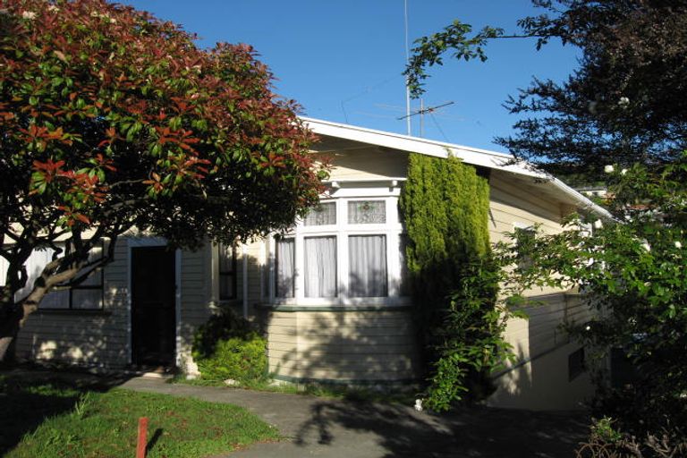 Photo of property in 10 Waimea Road, Nelson South, Nelson, 7010