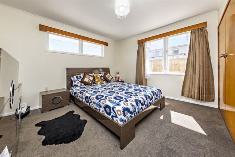 Photo of property in 1/33 Miles Avenue, Papatoetoe, Auckland, 2025