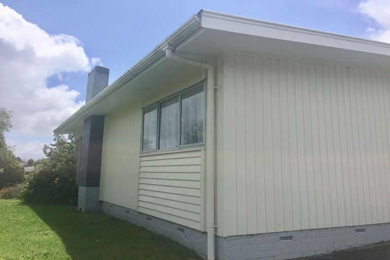 Photo of property in 23 Rowandale Avenue, Manurewa, Auckland, 2102