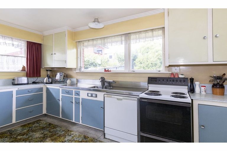 Photo of property in 28 Virtue Avenue, Maori Hill, Timaru, 7910
