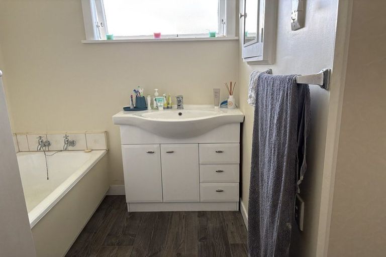 Photo of property in 1/76 Marlowe Street, Stoke, Nelson, 7011