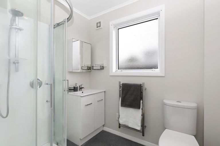 Photo of property in 1/15 Mudie Street, Alicetown, Lower Hutt, 5010