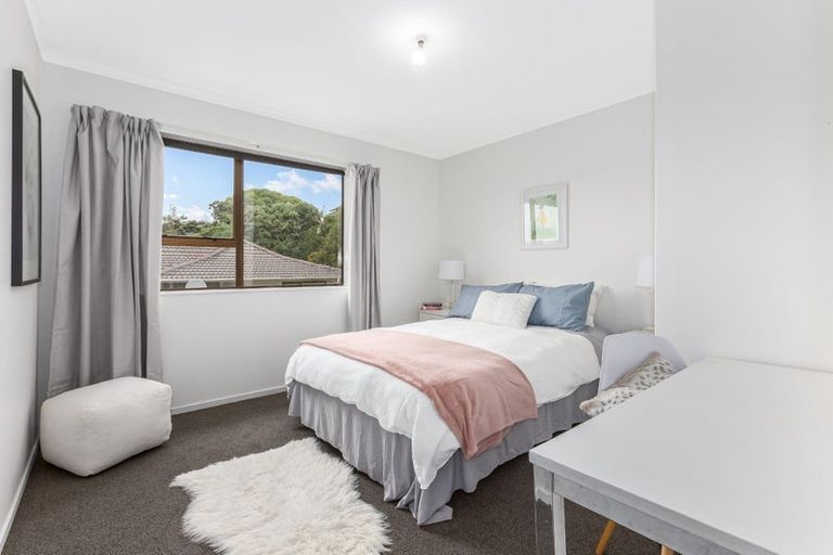 Photo of property in 19 Staithes Drive North, Whitby, Porirua, 5024