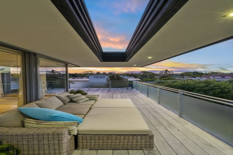 Photo of property in 37 Laurence Street, Manly, Whangaparaoa, 0930