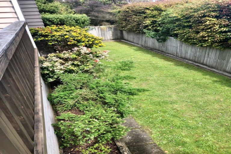 Photo of property in 25a William Souter Street, Forrest Hill, Auckland, 0620