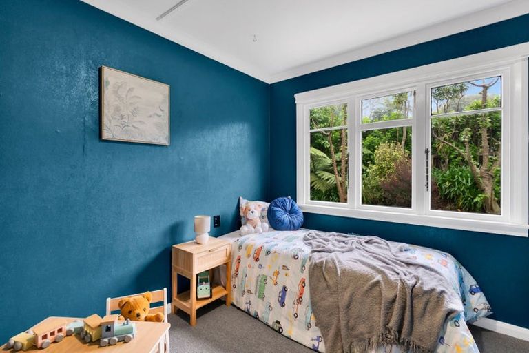 Photo of property in 54 Waimea Street, Westown, New Plymouth, 4310