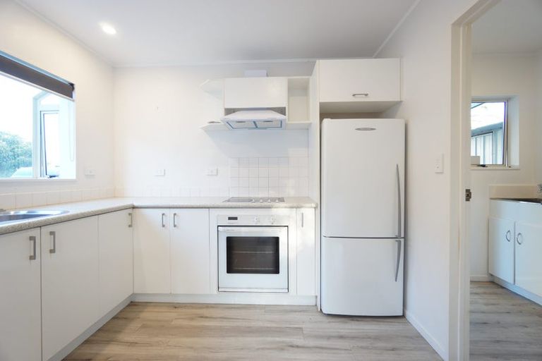 Photo of property in 2/46 La Trobe Street, Pakuranga Heights, Auckland, 2010