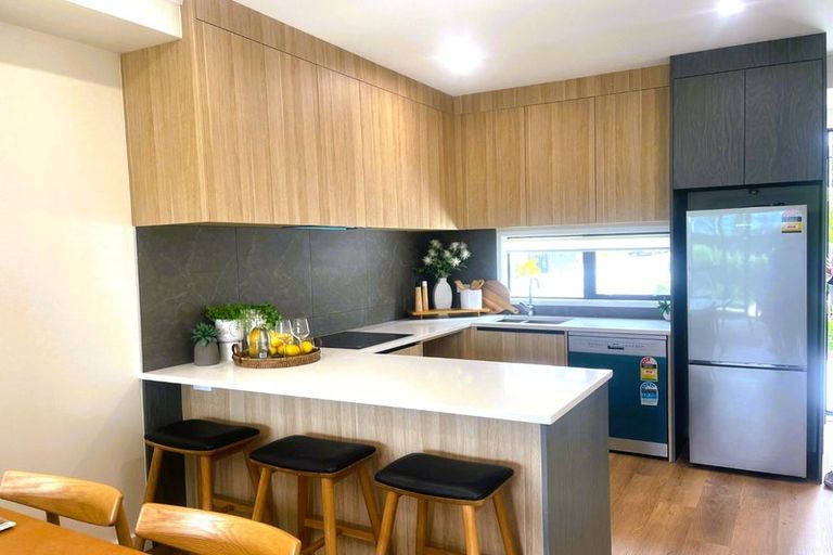 Photo of property in 62 Parkwood Avenue, Westgate, Auckland, 0614