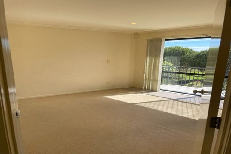 Photo of property in 15 Trimaran Drive, Gulf Harbour, Whangaparaoa, 0930