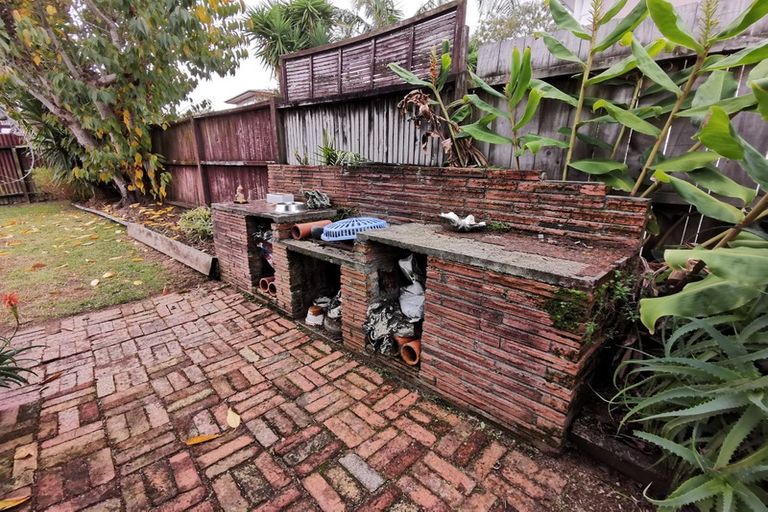 Photo of property in 4 Tree View Avenue, Glenfield, Auckland, 0629