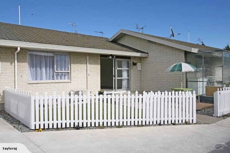 Photo of property in 3/12 Peer Street, Upper Riccarton, Christchurch, 8041