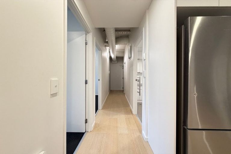 Photo of property in Quantum On Thorndon Quay, 3/163d Thorndon Quay, Pipitea, Wellington, 6011