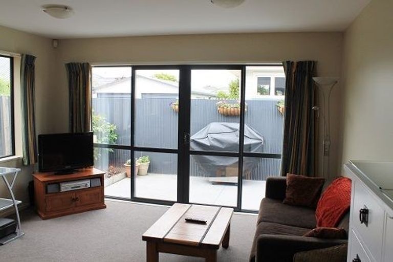 Photo of property in 3/159 Highsted Road, Casebrook, Christchurch, 8051