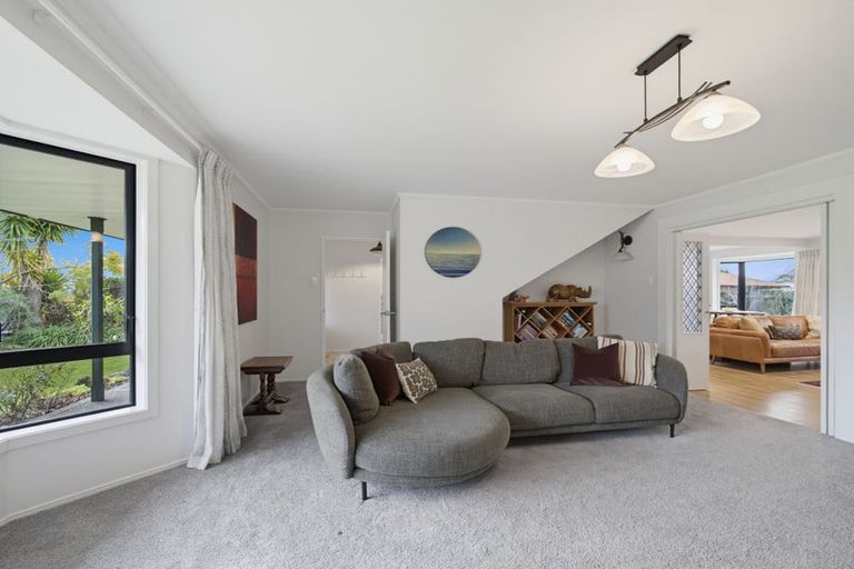 Photo of property in 49 James Cook Street, Havelock North, 4130