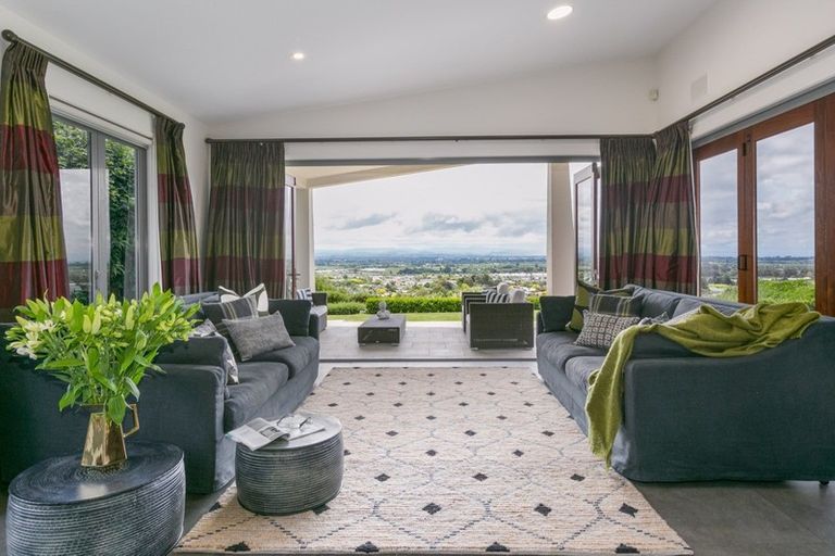 Photo of property in 151 Durham Drive, Havelock North, 4130