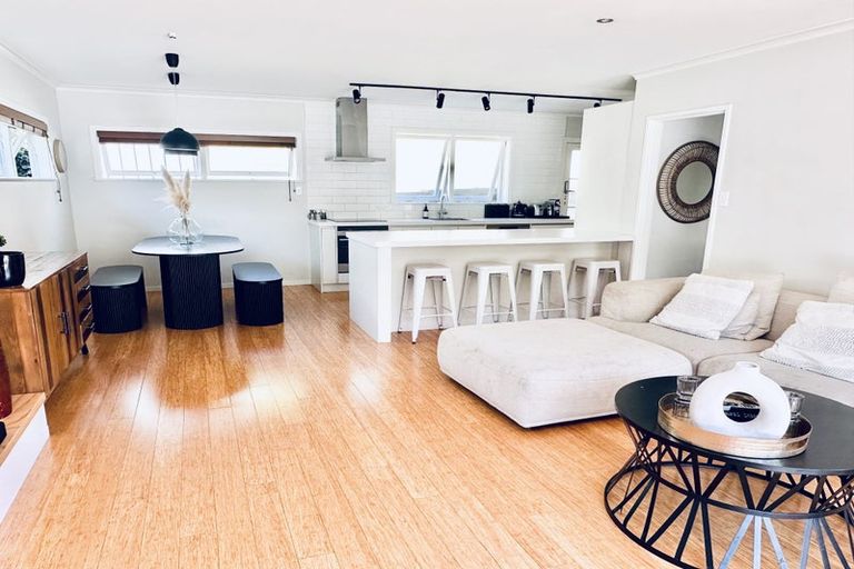 Photo of property in 73 Faraday Street, Hospital Hill, Napier, 4110