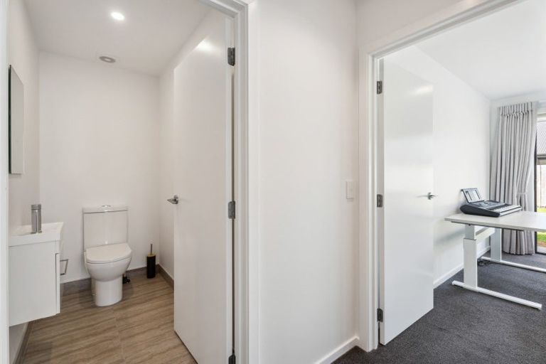 Photo of property in 23 Peterley Road, Lower Shotover, Queenstown, 9304