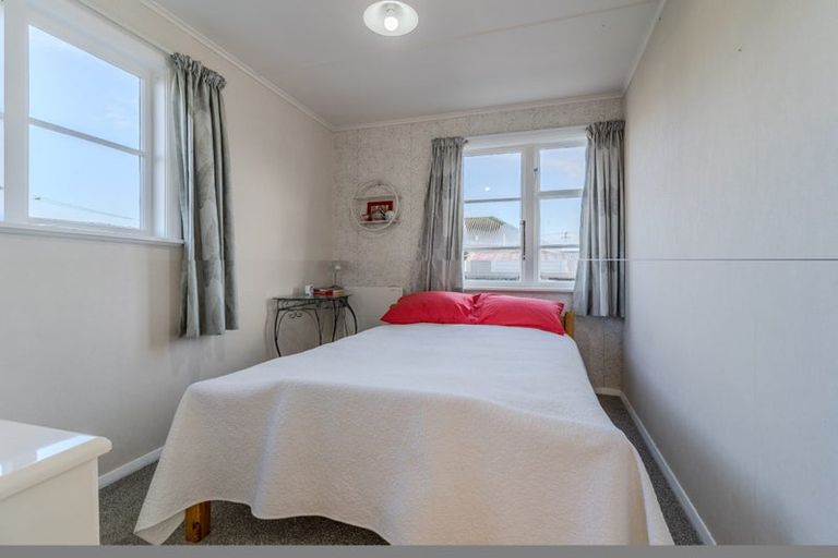 Photo of property in 6 Duthie Street, Milton, 9220