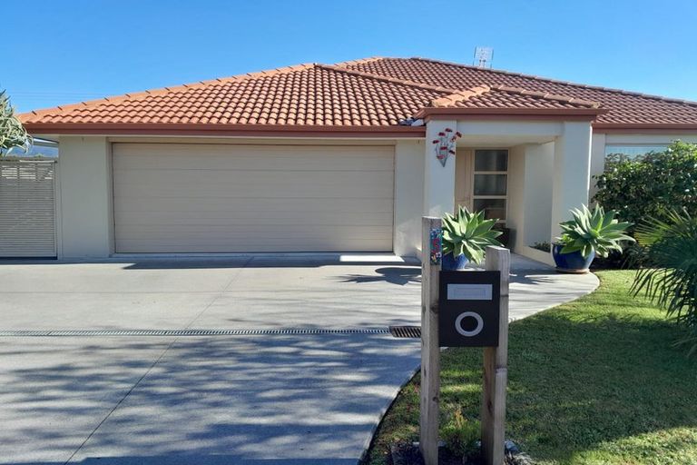 Photo of property in 5 Ballantyne Way, Aongatete, Katikati, 3178