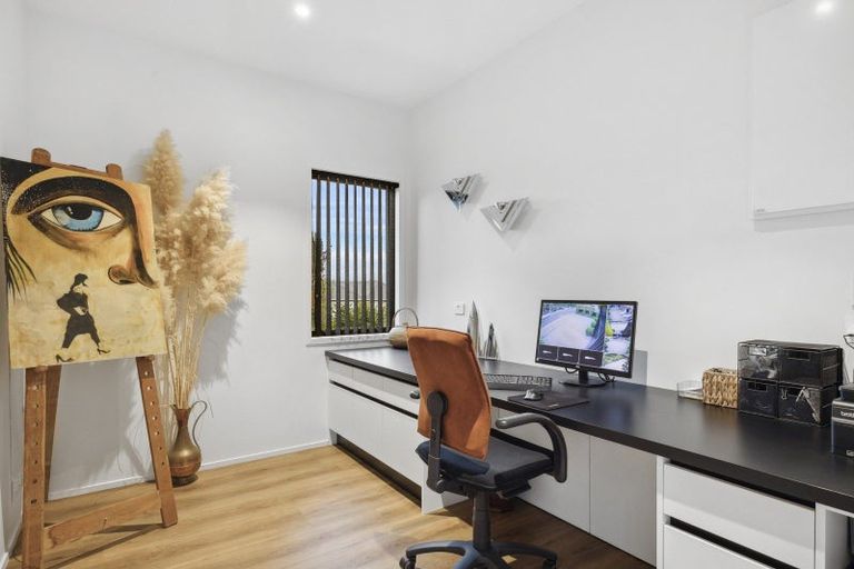 Photo of property in 17 Neidpath Road, Mornington, Dunedin, 9011