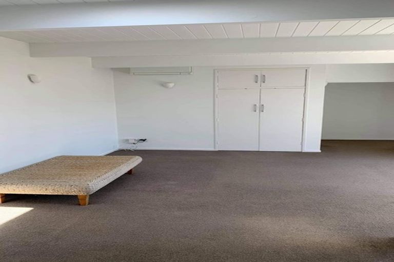 Photo of property in 3/252 Hurstmere Road, Takapuna, Auckland, 0622