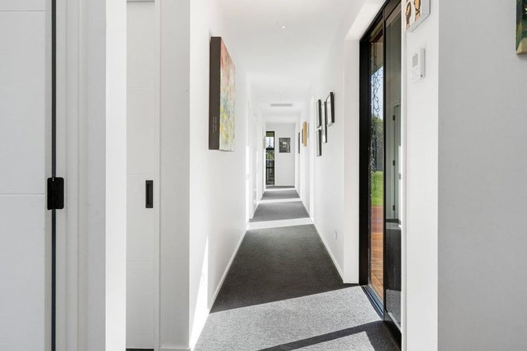 Photo of property in 56 Kingsdowne Drive, West Melton, 7618