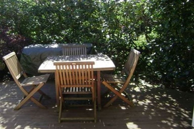 Photo of property in 17a Dulles Place, Papanui, Christchurch, 8053