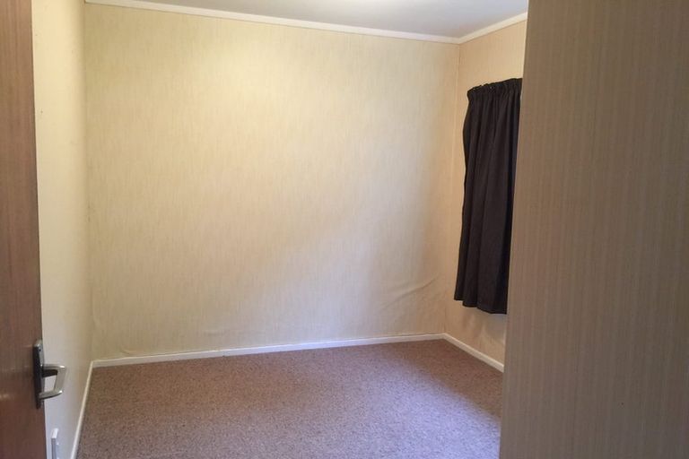 Photo of property in 1/1 Wye Street, Island Bay, Wellington, 6023