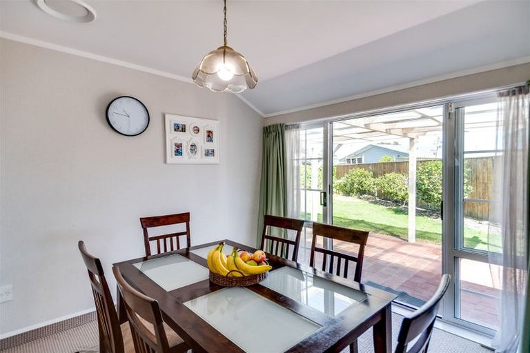 Photo of property in 4a Spriggs Crescent, Greenmeadows, Napier, 4112