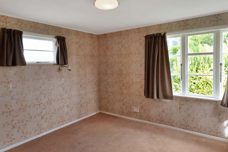 Photo of property in 18 Fitzherbert Road, Wainuiomata, Lower Hutt, 5014