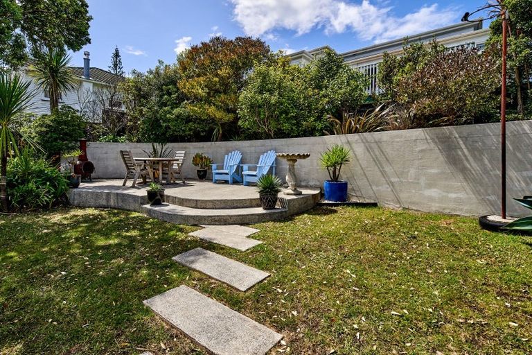 Photo of property in 43a Cockayne Road, Khandallah, Wellington, 6035