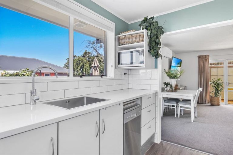 Photo of property in 3/18 Oakhampton Street, Hornby, Christchurch, 8042