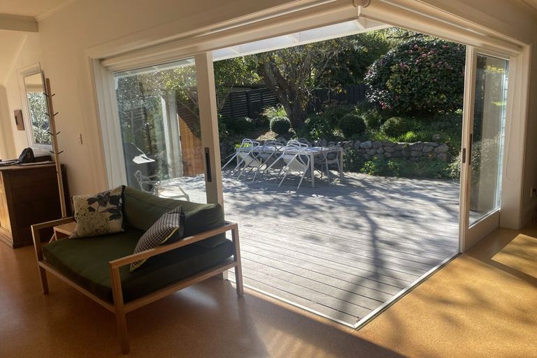 Photo of property in 11 Ngatoto Street, Khandallah, Wellington, 6035