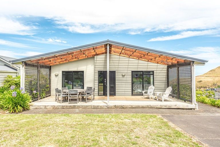 Photo of property in 21 Sunset Parade, Kai Iwi, Whanganui, 4574