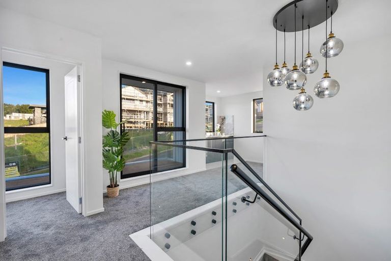Photo of property in 31 Bremner Ridge Street, Flat Bush, Auckland, 2019